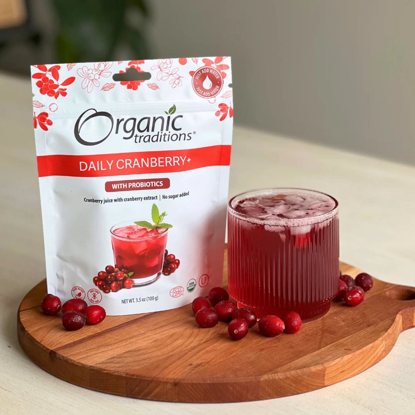 100g | Organic Traditions Daily Cranberry with Probiotics 3.5 oz // Infographic